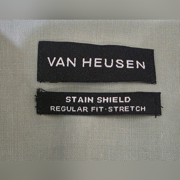 $60 Van Heusen Mens Classic Regular-Fit Stain Shield Stretch Shirt - Picture 6 of 7